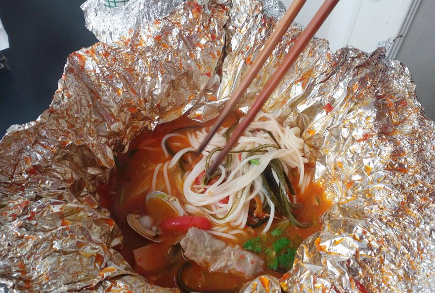 吃花甲米線的時候經(jīng)常嚼到砂，花甲清洗方法有哪些