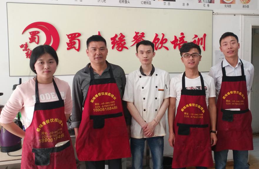 成都冒菜培訓：如何經營好一家冒菜店呢？