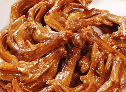 鹵菜出鍋就發黑，抹鹵水VS抹鹵油哪個好？