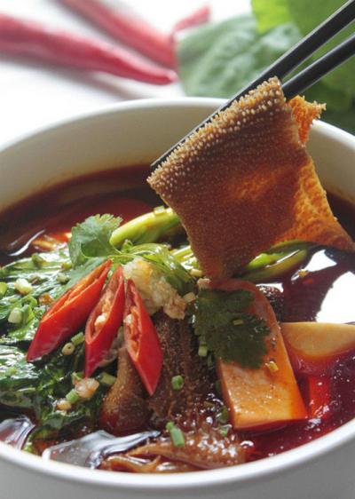 專業培訓冒菜技術哪家好？冒菜制作培訓費用解析