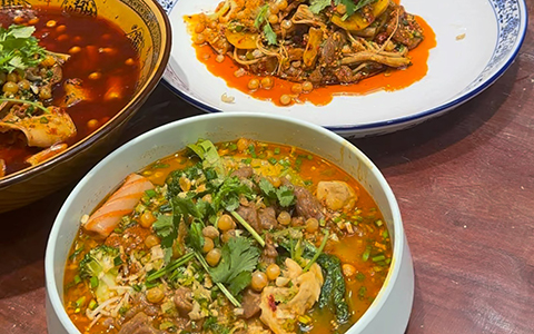 20250324095439695996.jpg 4C7C7DF9D16BB59E24F4B90812E6AF70.jpg