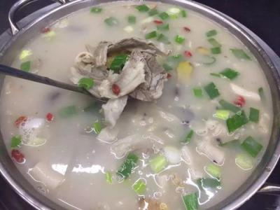 正宗羊肉湯技術培訓哪里找？飄味緣餐飲培訓學校是您的理想之選