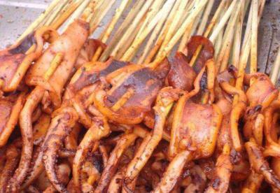 鐵板魷魚技術培訓班哪里比較好？飄味緣小吃培訓學校深度解析