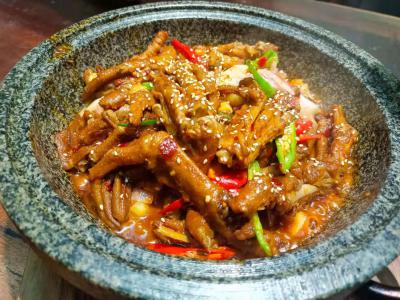 無骨鴨掌技術培訓哪里學？飄味緣餐飲技術培訓學校專業解析